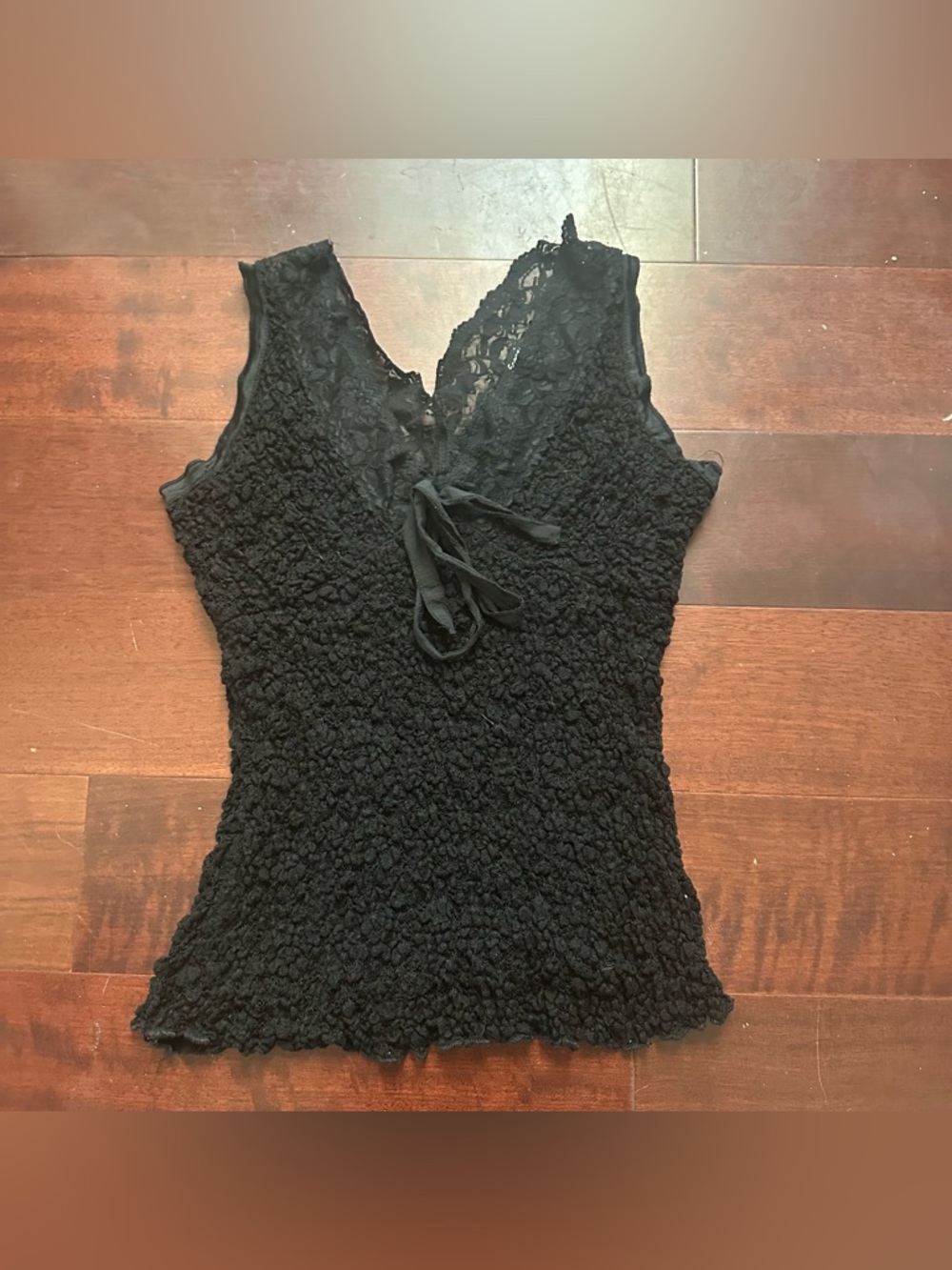 Ann Ferriday Popcorn V-Neck Tank Top with Lace Trim